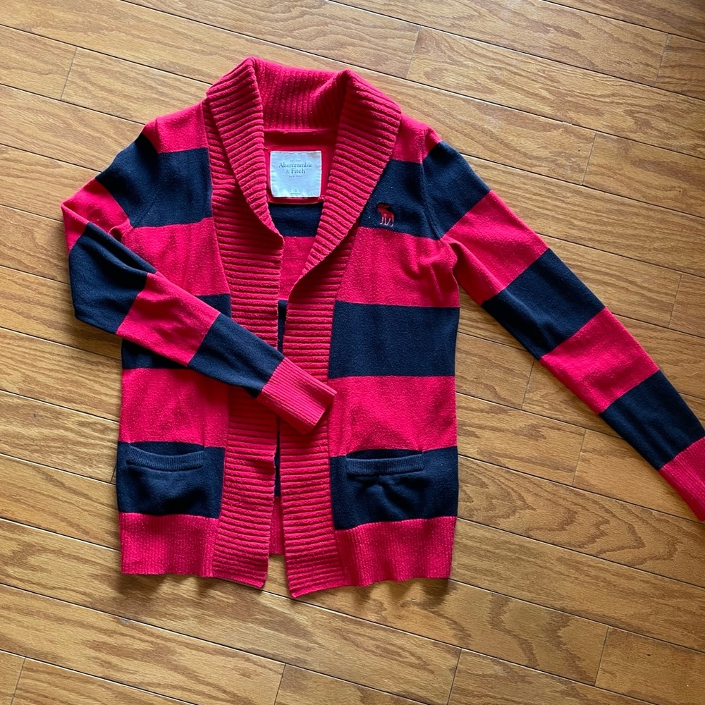 Abercrombie & Fitch cardigan size small